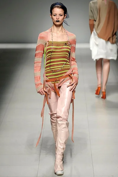 Look 9